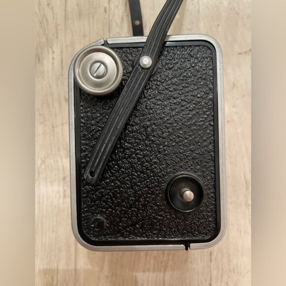Vintage Kodak Duaflex Camera w/ Strap - Picture 2 of 10